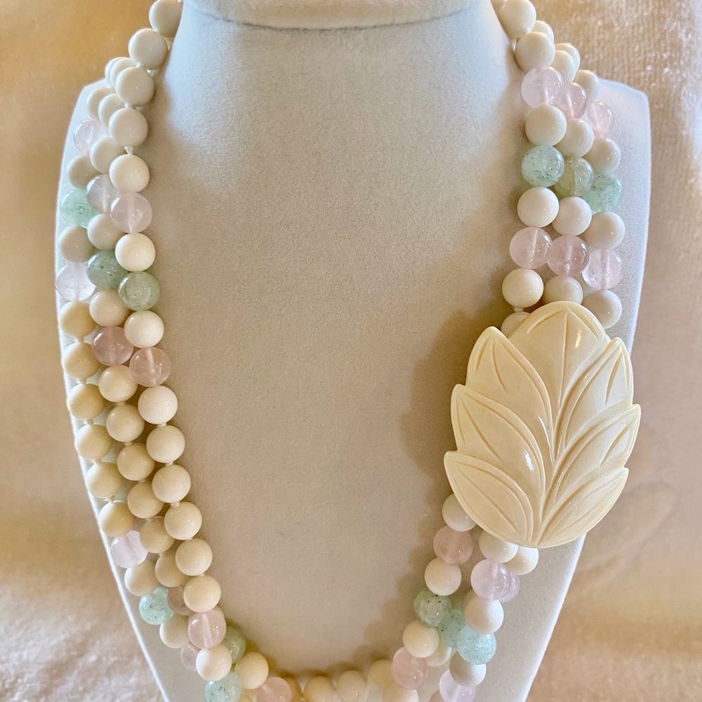 Chic Cream and Pastel Beaded Necklace